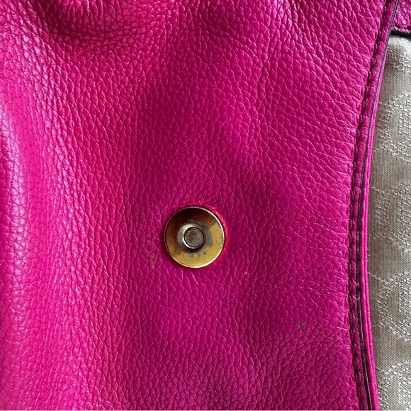 Michael Kors Bedford flap Small Pebbled Leather Crossbody Bag – Fuchsia Pink - Picture 9 of 16